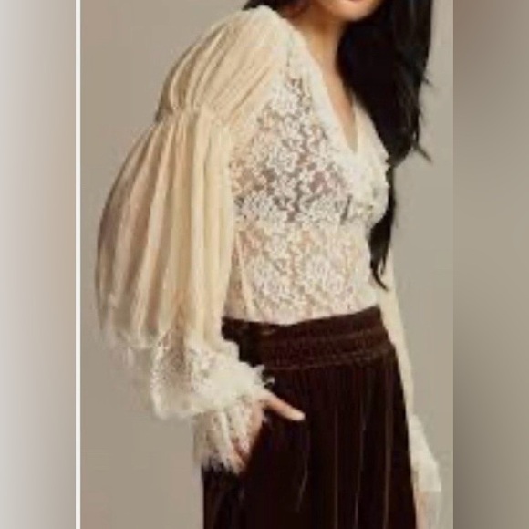 Anthropologie Blouse Top Wide Sleeve Ivory Lace Fabric - Picture 2 of 11